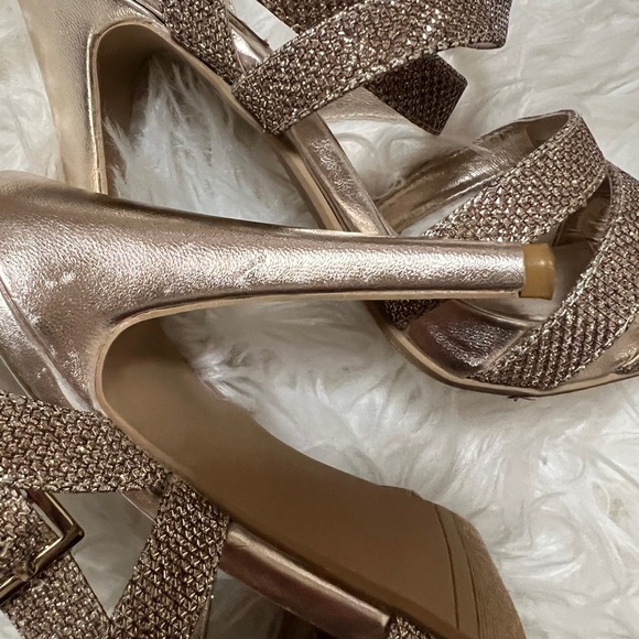 Glint Desi Platform Sandals - Champagne Shimmer 6M - Picture 2 of 5